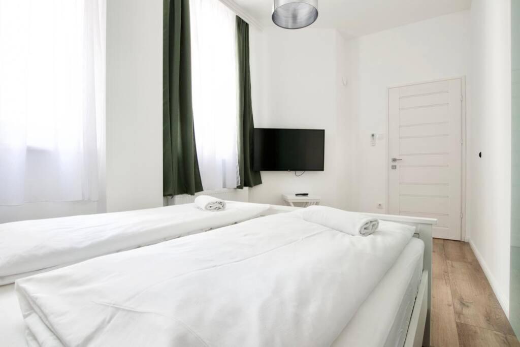 Premium Apartment By Hi5-Vaci Str. 3 Bedroom Budapest Exterior foto