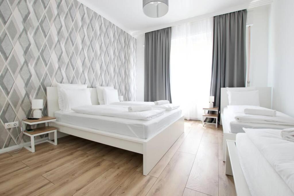 Premium Apartment By Hi5-Vaci Str. 3 Bedroom Budapest Exterior foto